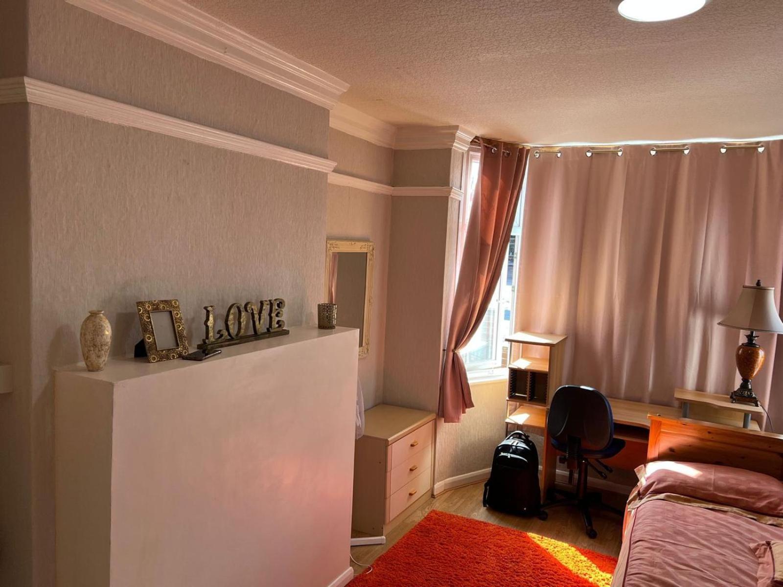 Pc House Hotel Лестър Екстериор снимка