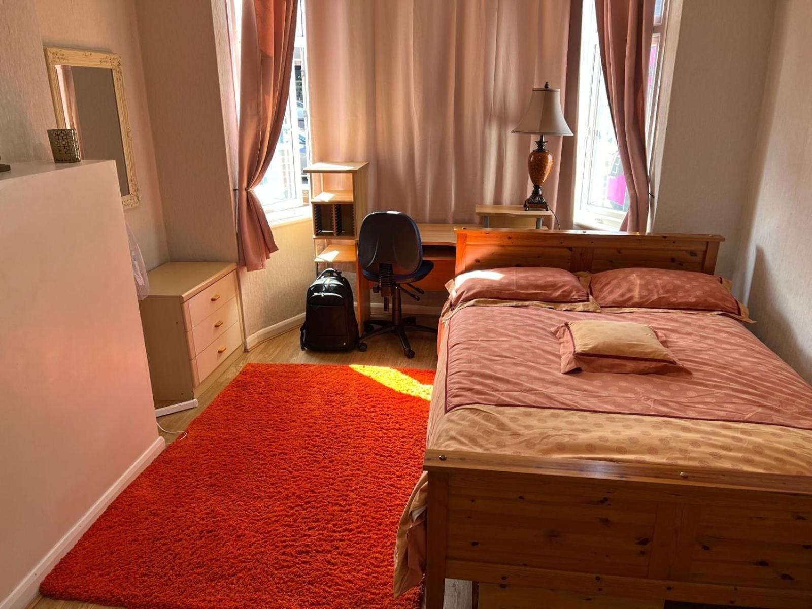 Pc House Hotel Лестър Екстериор снимка
