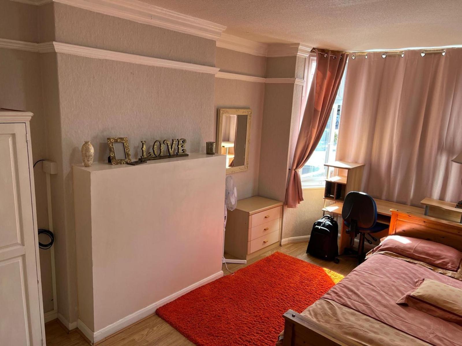 Pc House Hotel Лестър Екстериор снимка