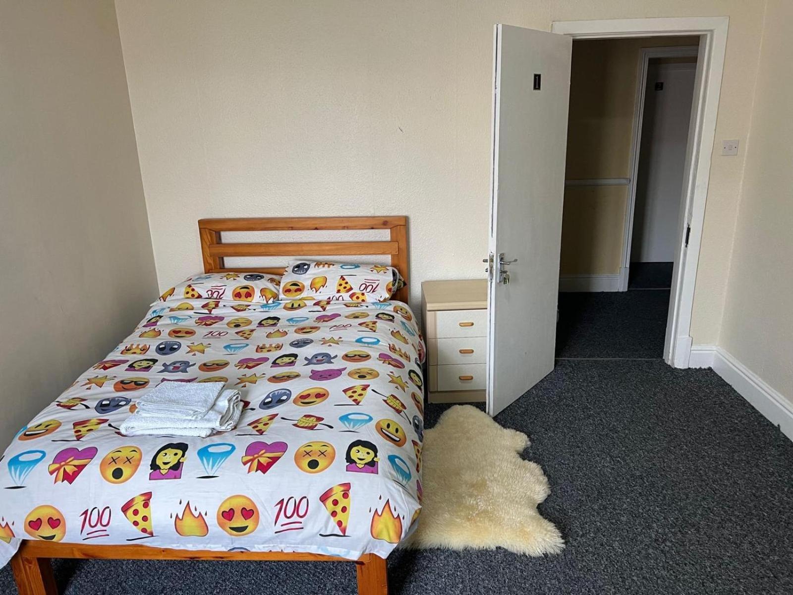 Pc House Hotel Лестър Екстериор снимка