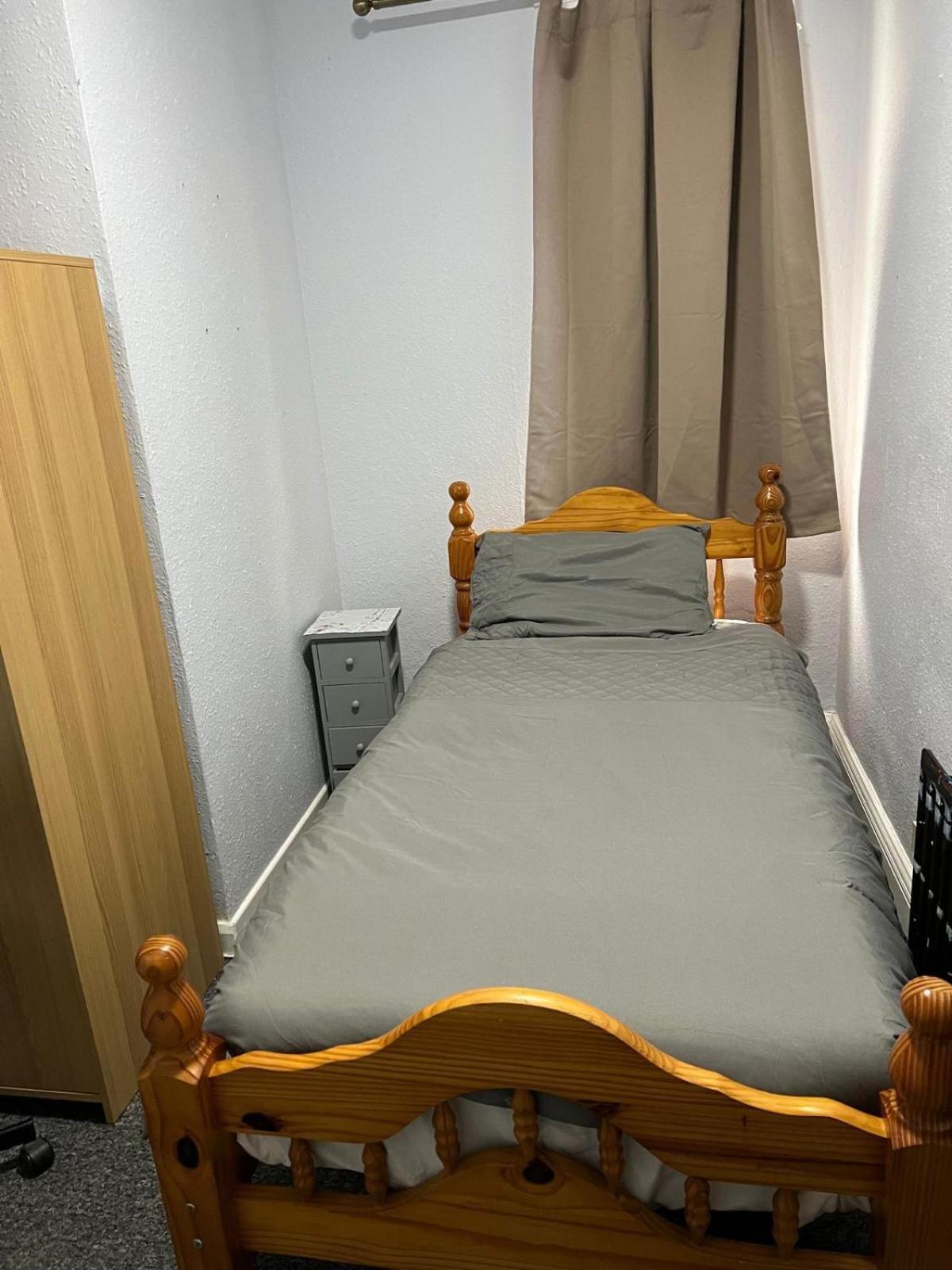 Pc House Hotel Лестър Екстериор снимка